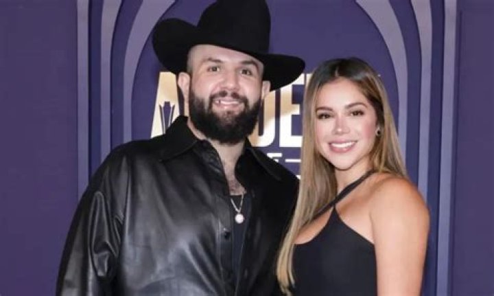 Carin Leon's Wife: Unveiling A Visionary Voice