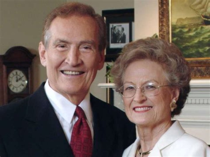 Chad Rogers Biography, Age, Height, Husband, Net Worth, Family