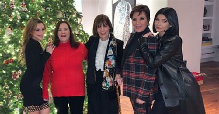 Discover The Untold Story Behind Kris Jenner's Sister Karen Houghton