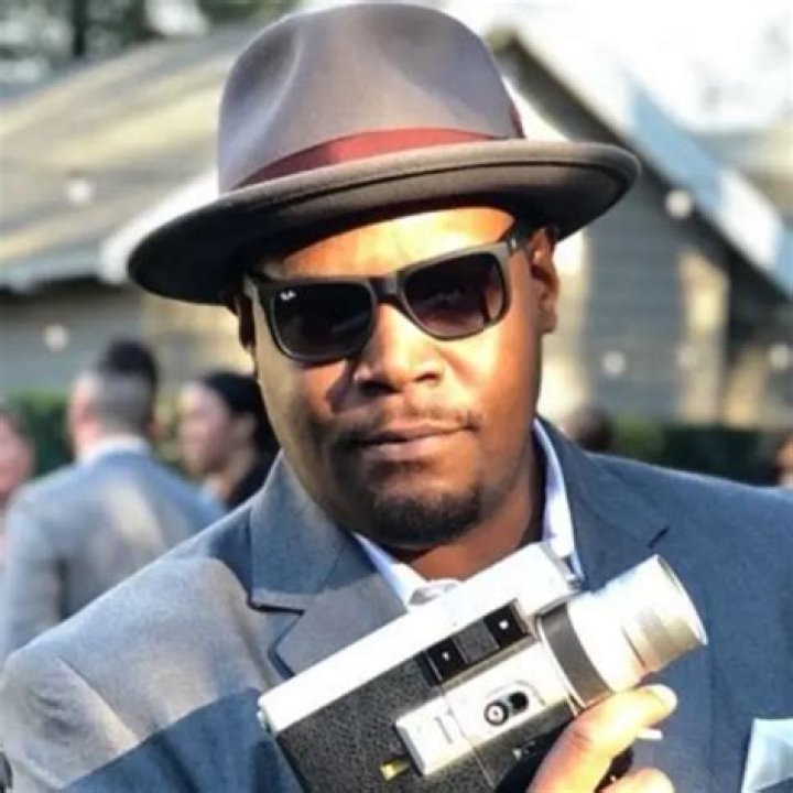 Keith Sayres Net Worth ·