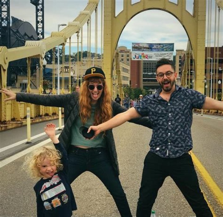 Meet Jorma Taccone Wife Marielle Heller Married Life And Age Gap