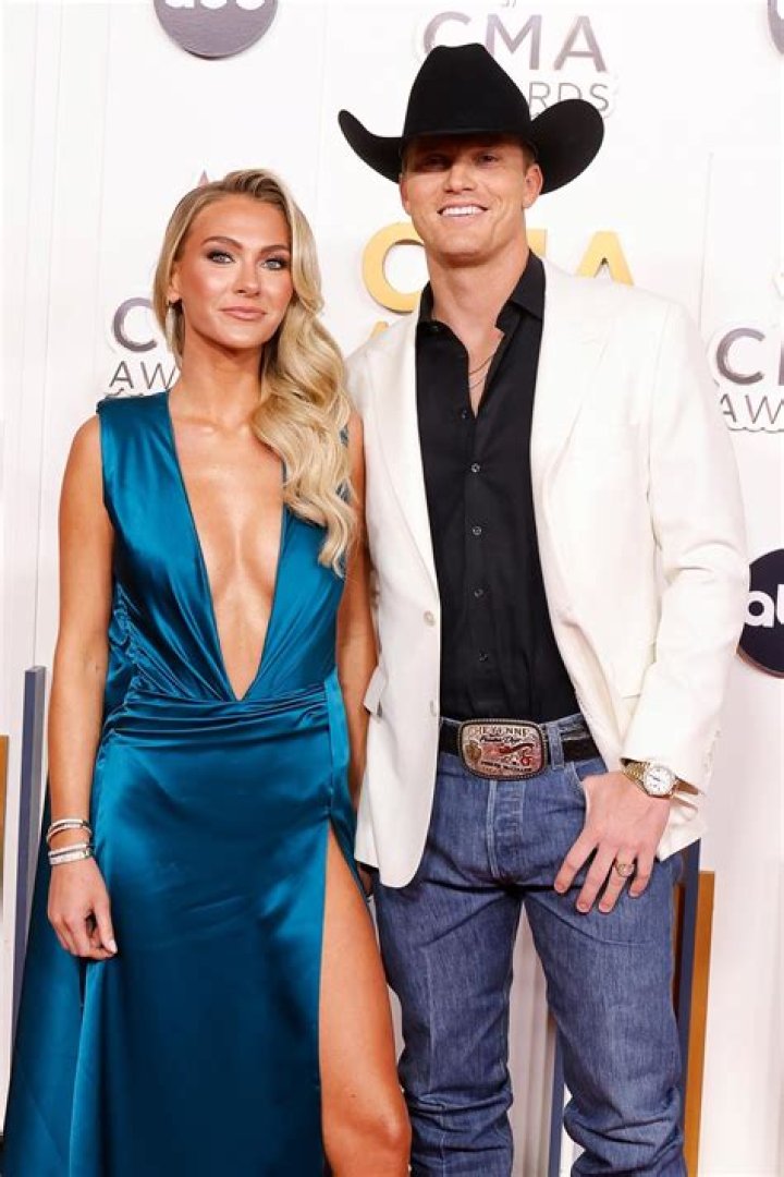 Nick Carter Biography, Age, Height, Wife, Net Worth, Family