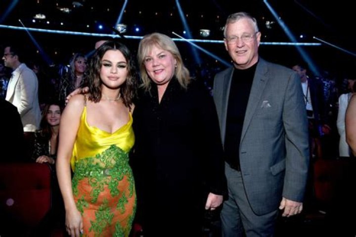 Unveiling The Inspiring Story Behind Selena Gomez's Remarkable Parents