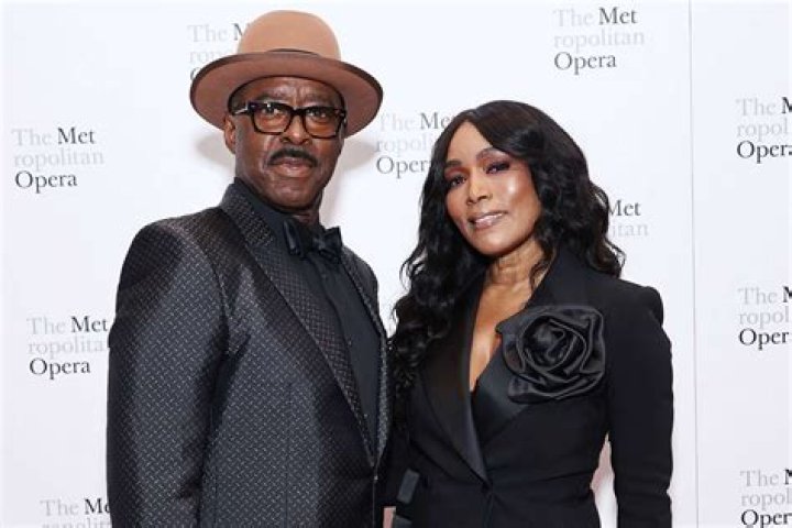 Rachel True Biography, Age, Height, Husband, Net Worth, Family