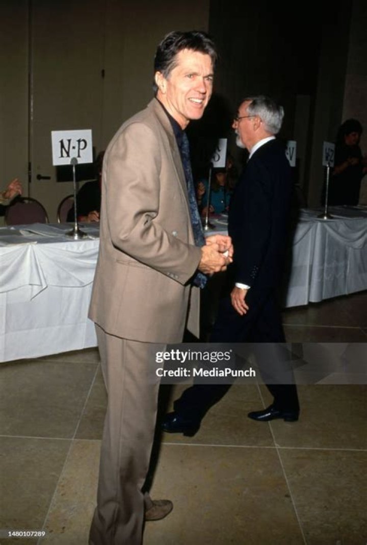 Unveiling The Enduring Bond: Tom Skerritt's Marital Journey