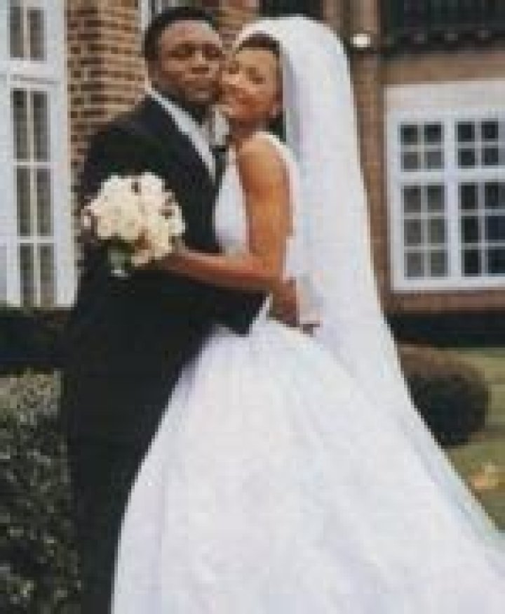 Barry Sanders' Marital Bliss Revealed