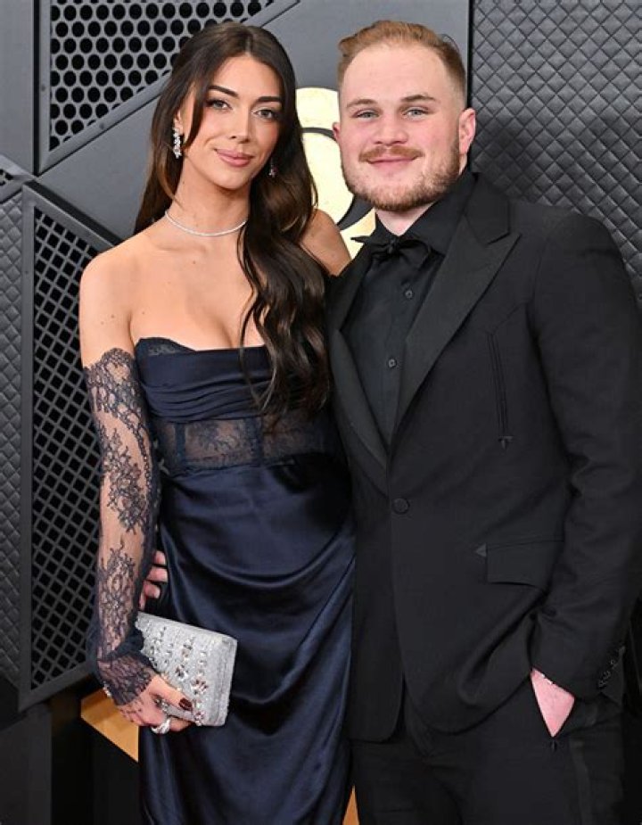 Uncovering The Truth: Zach Bryan's Romantic Journey